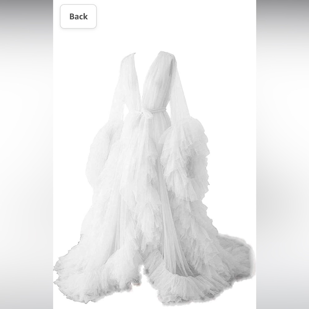 Elegant maternity robe